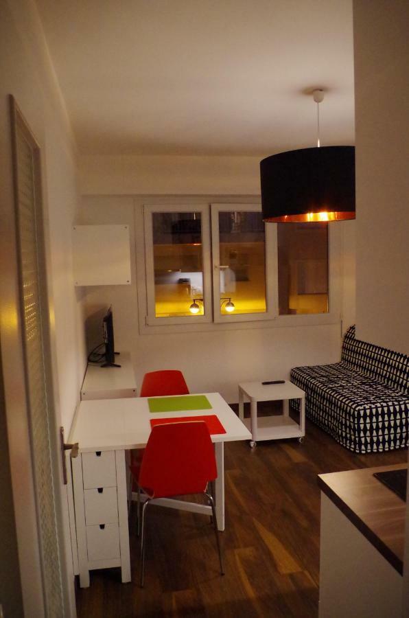 Studio La Reine Astrid Антіб Екстер'єр фото